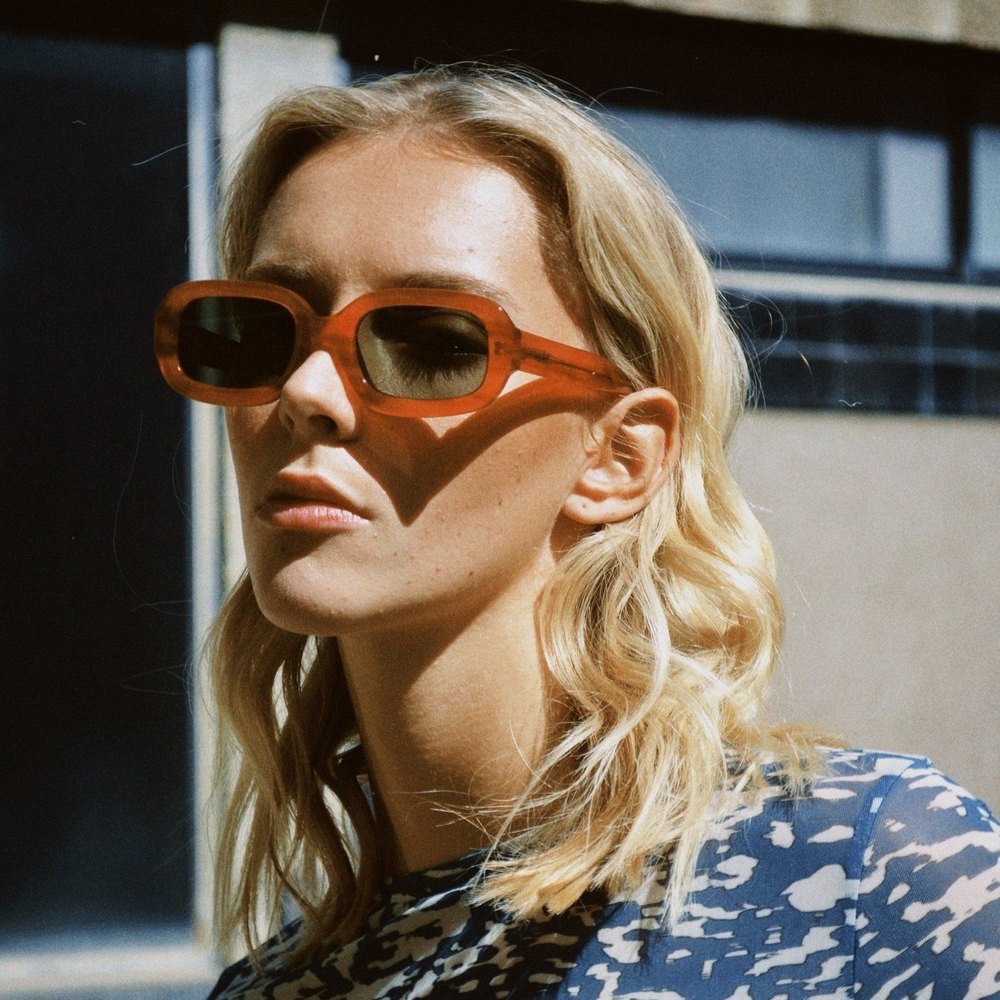 Meller Dashi Sunglasses in Orange Tigris